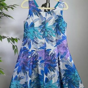 Zoe LTD - Size 10